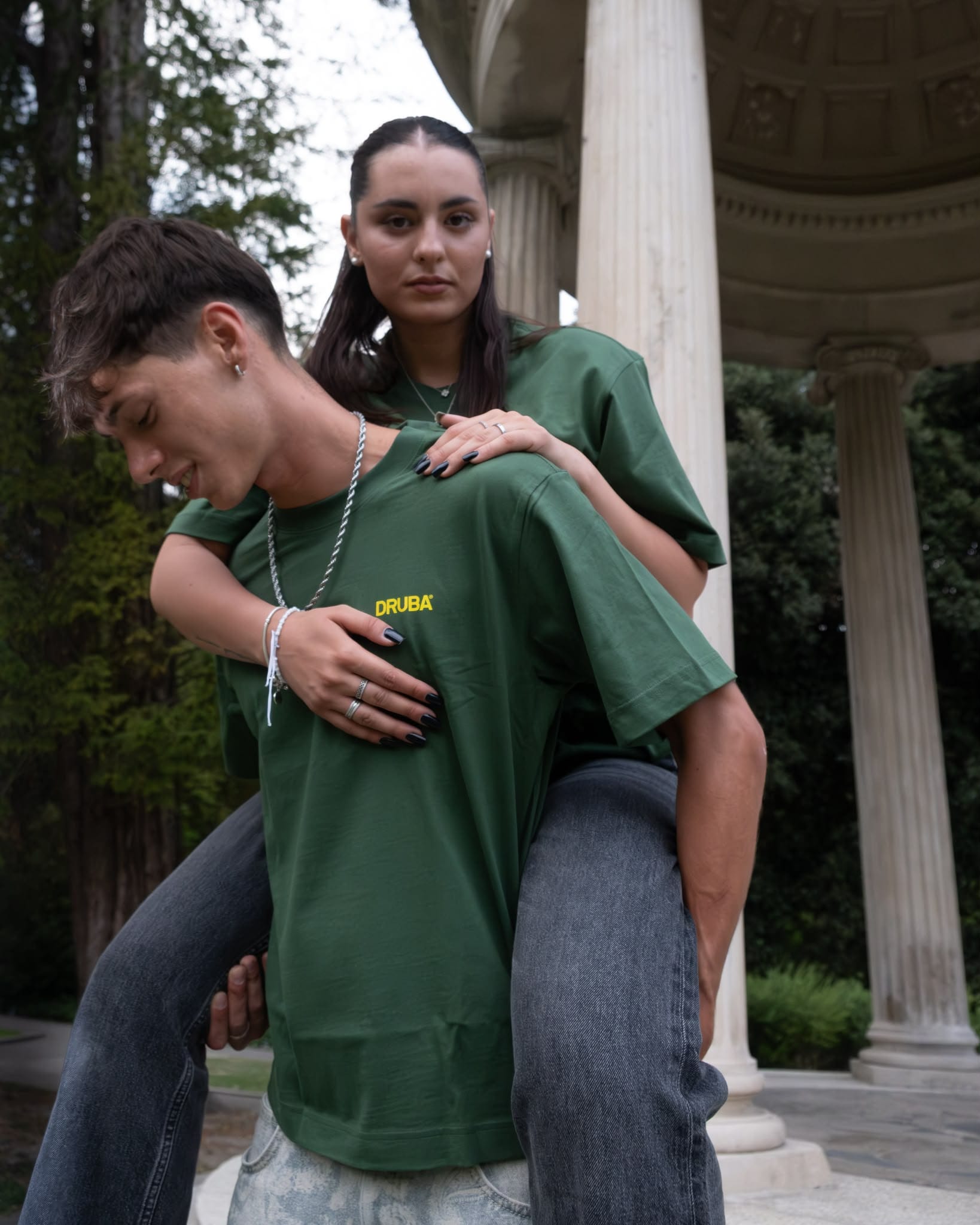 La community DRUBA indossa la capsule