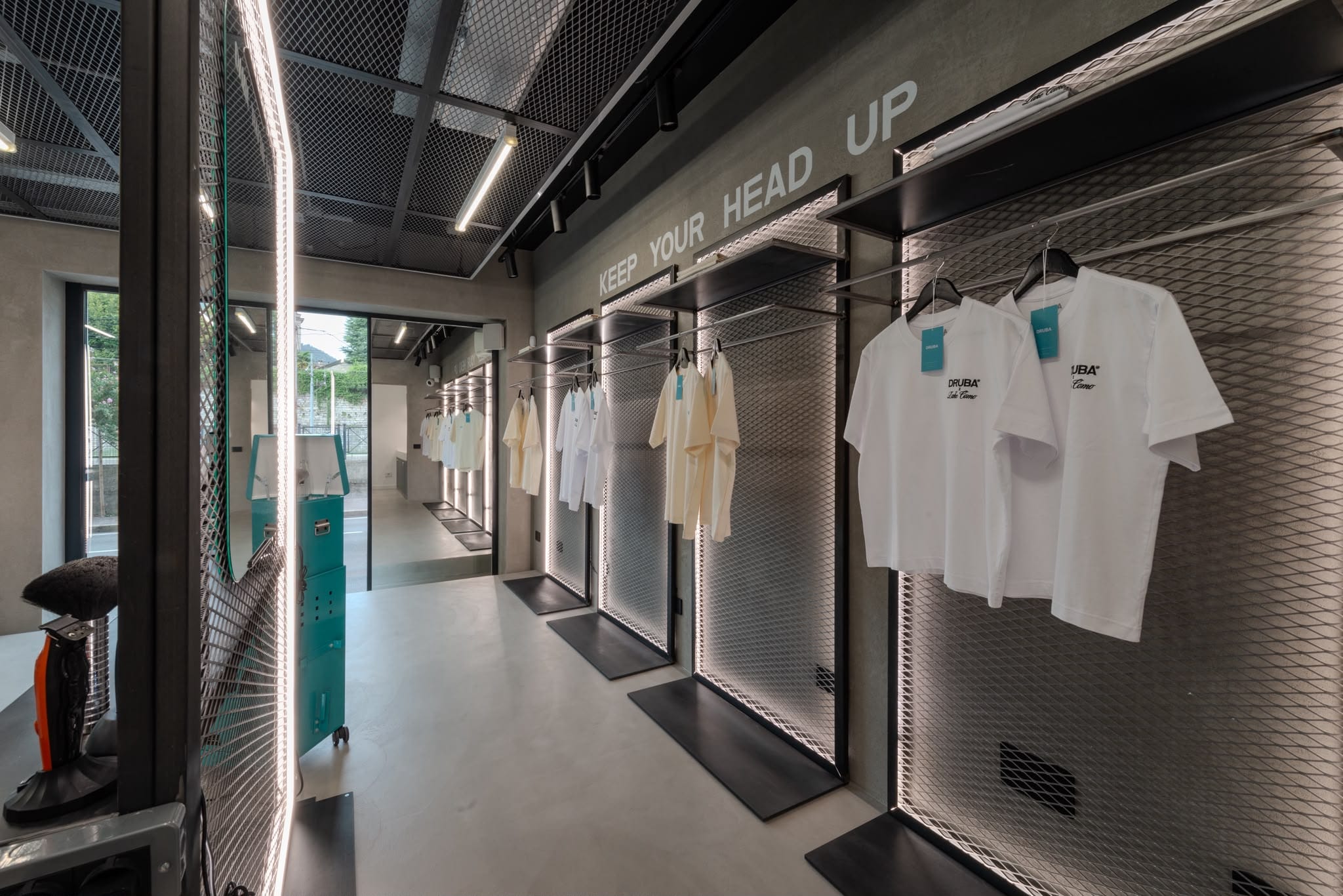La DRUBA Capsule esposta nello store